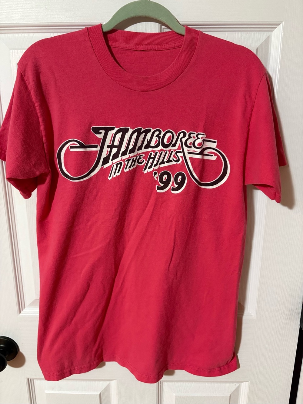 Vintage 1999 Jamboree in the Hills Country Music Festival T-Shirt pink